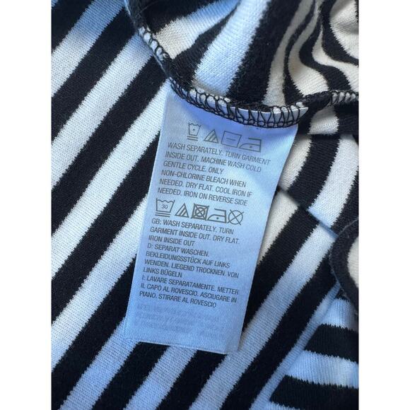 Quacker Factory Sparkly Hibiscus shirt, size Women's XL - Picture 10 of 10